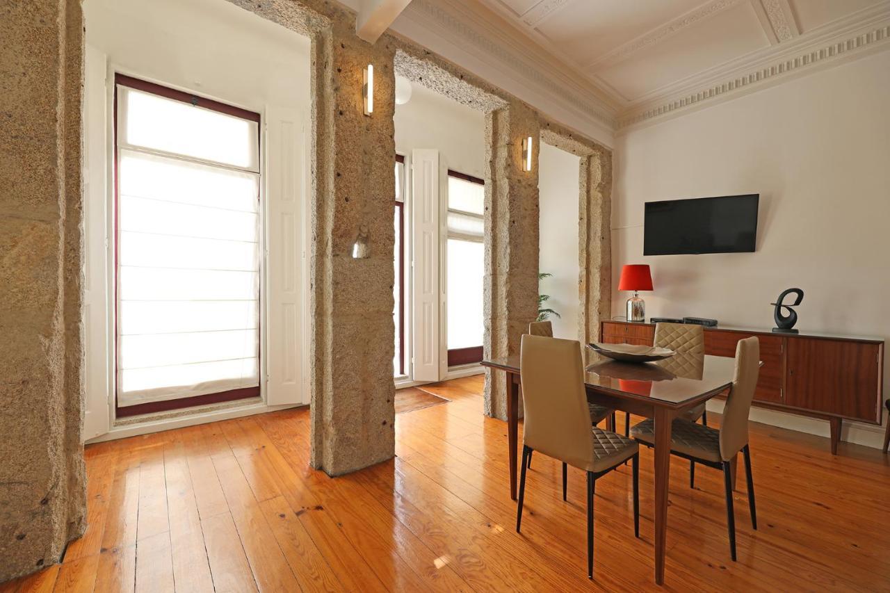 Flh Porto Classic Apartment With Terrace & Parking Exterior photo
